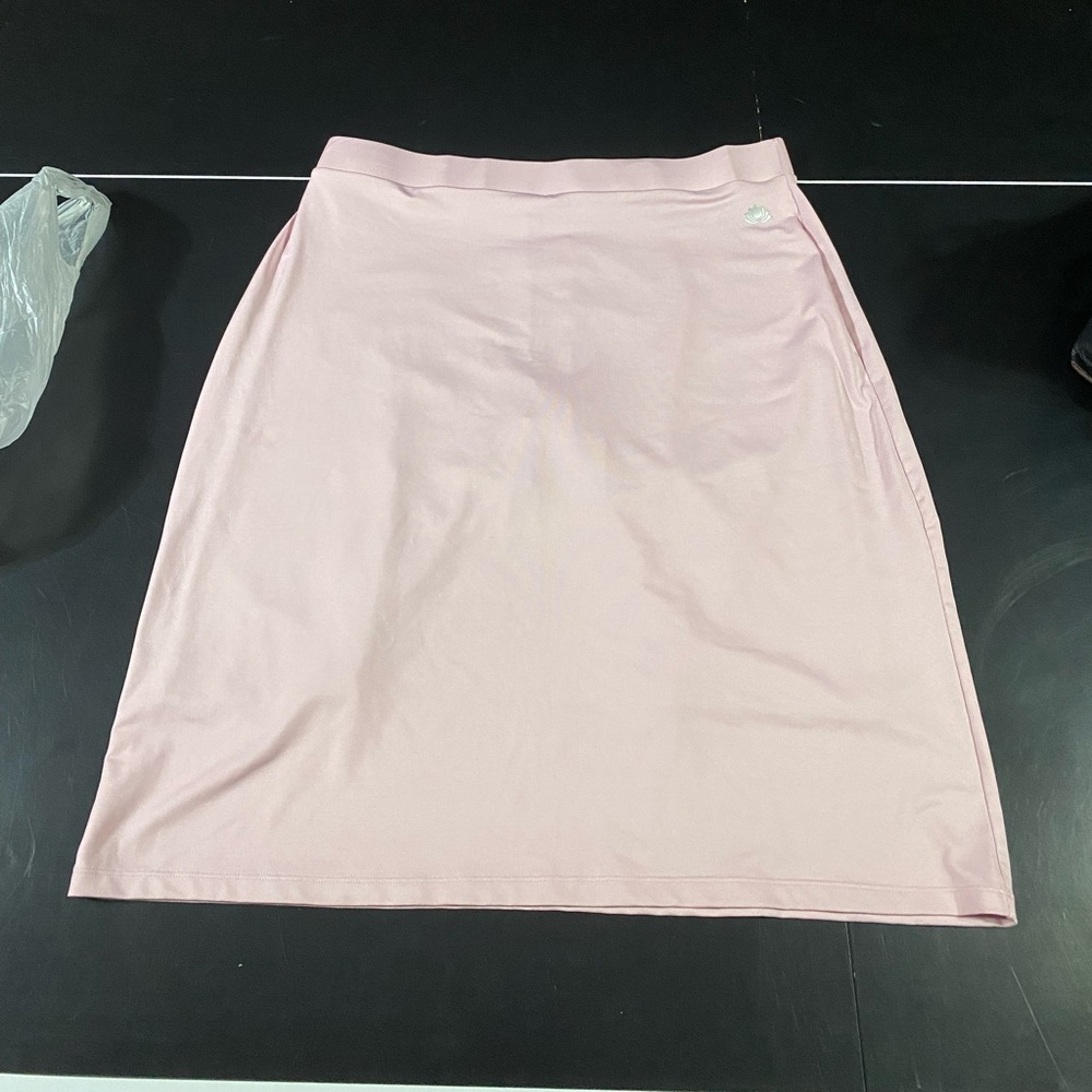 Songa Athletic midi Skirt!! NWOT